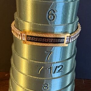 Luxurious Greek Pattern Emerald cut Crystals adjustable sizing chain Bracelet